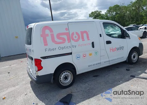 2015 Nissan Nv200 S/Sv from USA, damaged, VIN 3N6CM0KN5FK728468